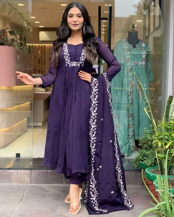 women purple cotton and organza dupatta set women khadi silk green dupatta set (copy)