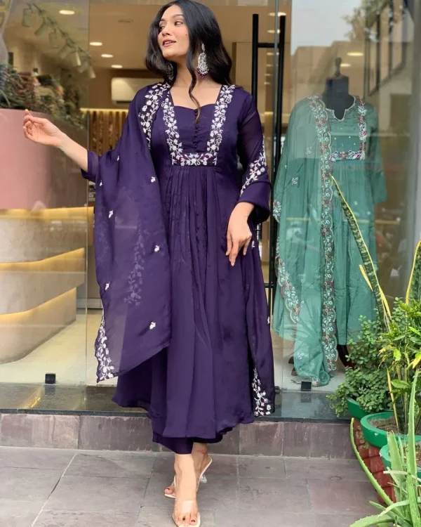 women purple cotton and organza dupatta set women purple cotton and organza dupatta set