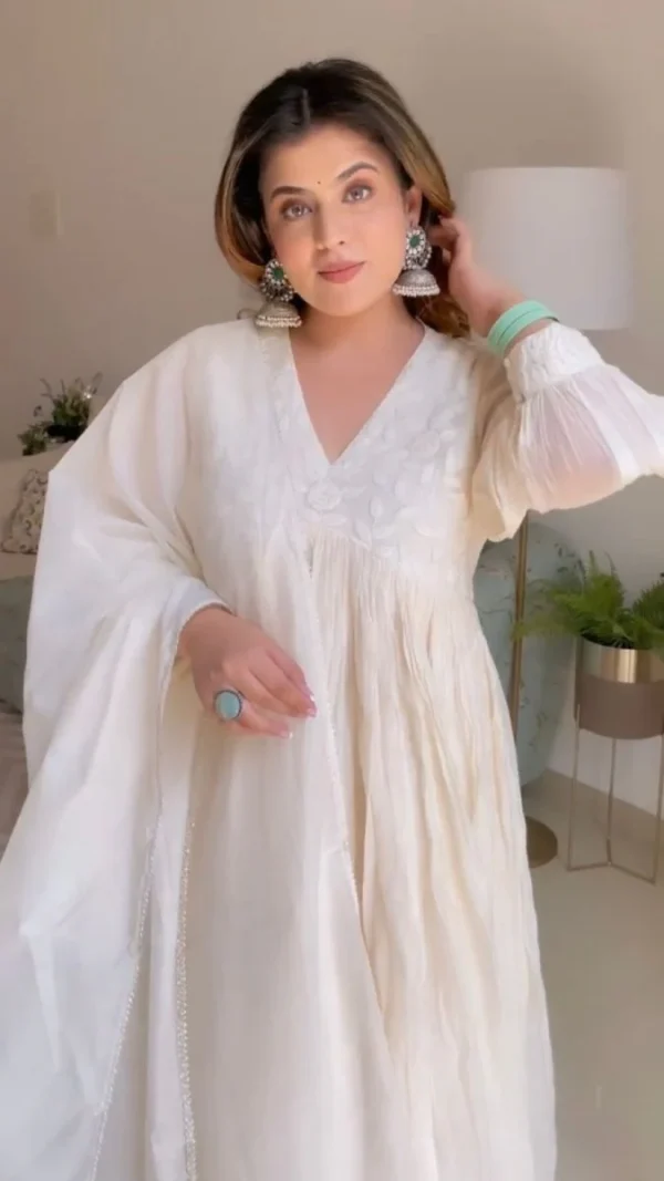 women chanderi white dupatta set