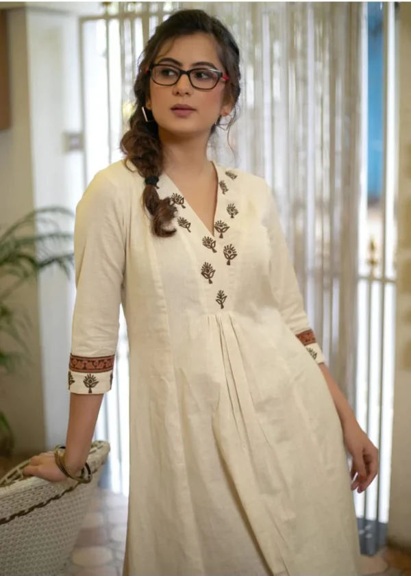 women new off white cotton co ord set
