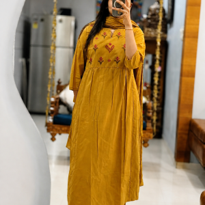pure handloom south cotton hand printed chitrkari dupatta set
