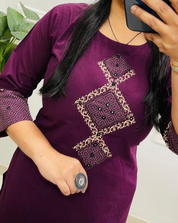 aline kurti pattern paired with ankle length pant kurta set