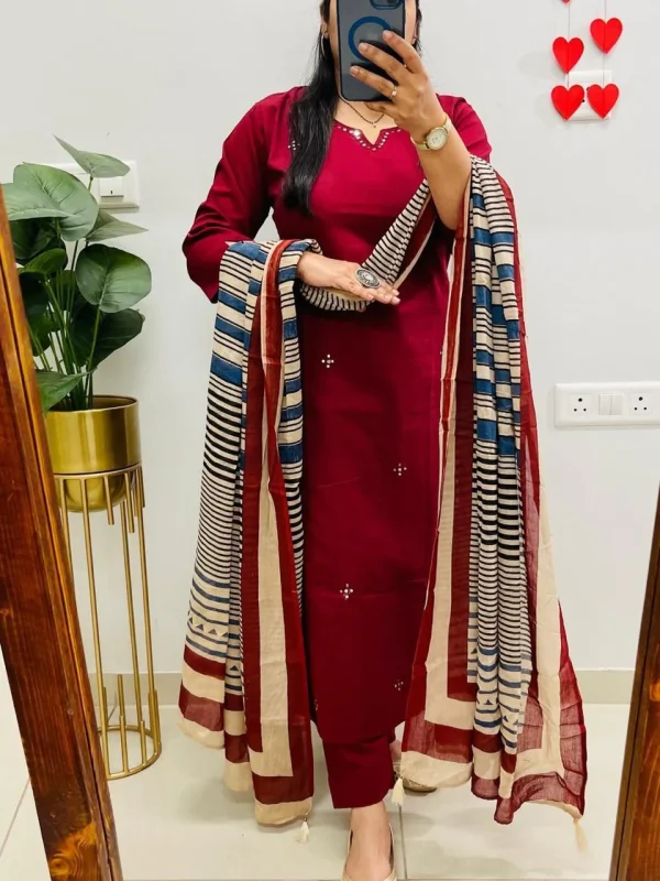 red cotton printed dupatta set