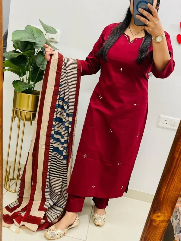 red cotton printed dupatta set