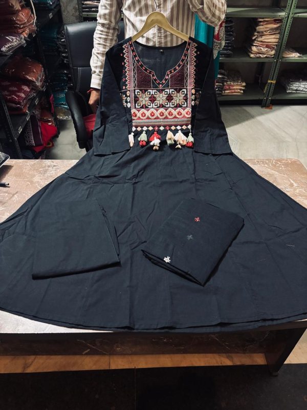 black embroidered dupatta set