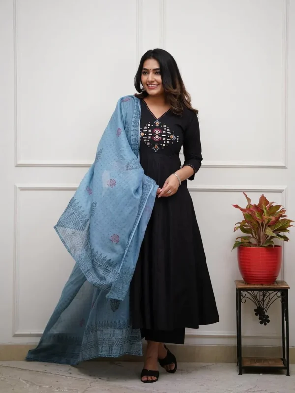 beautiful olive anarkali dupatta set (copy)