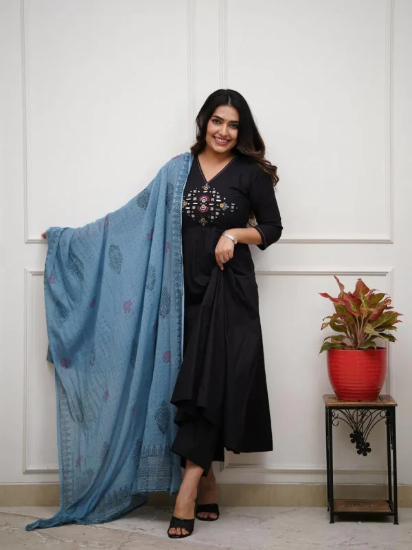 beautiful olive anarkali dupatta set (copy)