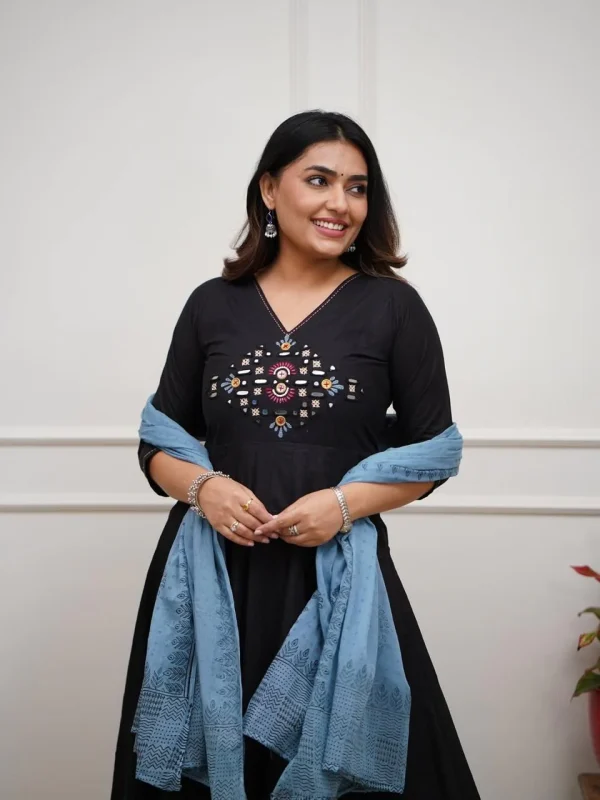 beautiful olive anarkali dupatta set (copy)