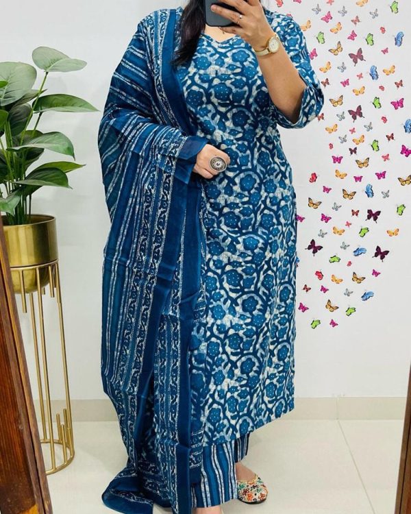 blue floral dupatta set