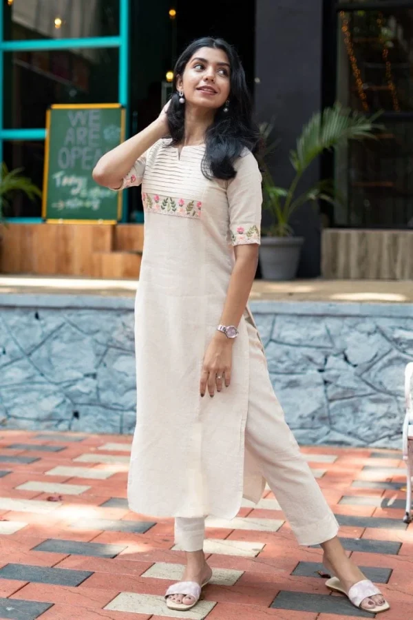 classy embroidered off white kurta set (copy)
