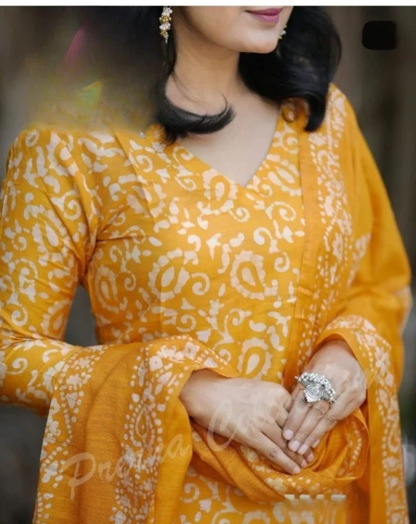 women cotton yellow dupatta set