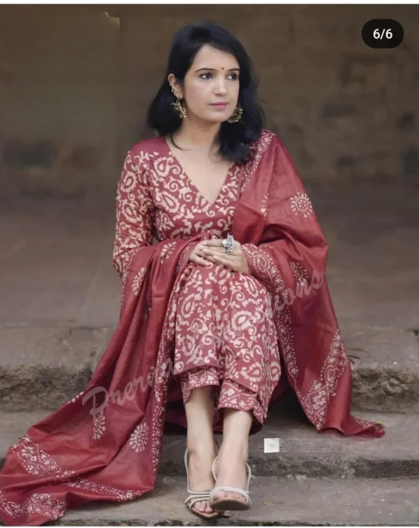 women cotton red dupatta set