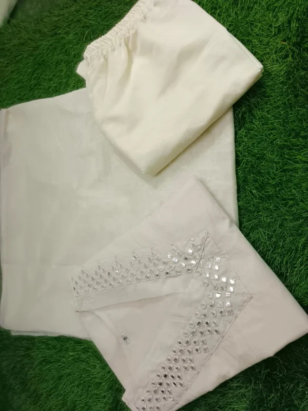 women off white chanderi dupatta set