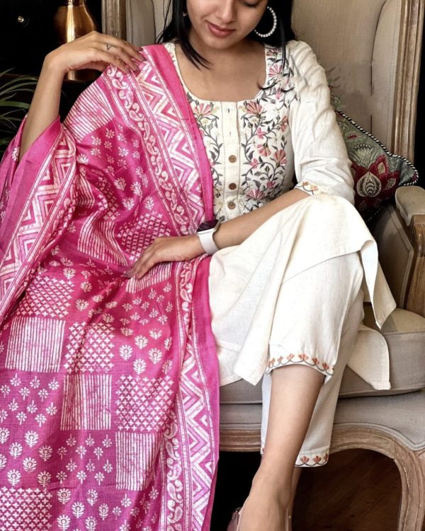 women off white handloom cotton dupatta set women off white handloom cotton dupatta set