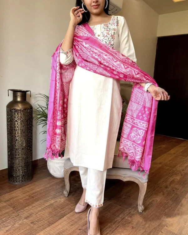women off white handloom cotton dupatta set women off white handloom cotton dupatta set